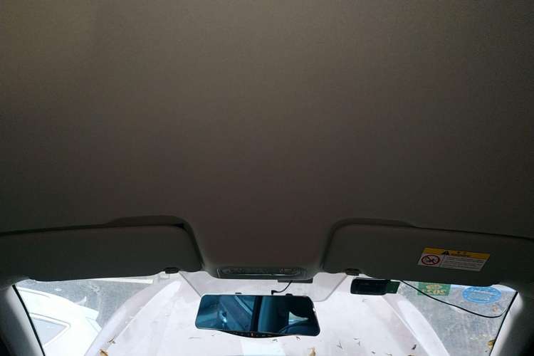 Used Venucia T70 2015 2.0L Manual RuiQu Version Headliner
