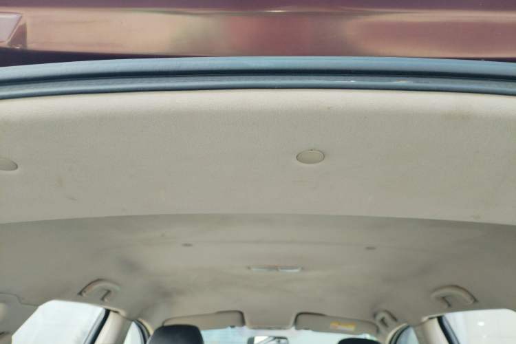 Used Venucia T70 2015 1.6L Manual Ruixing Edition Headliner