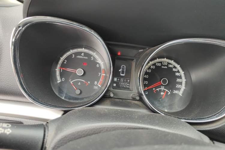 Used Venucia T70 2015 2.0L CVT Smart Choice Edition Instrument Cluster