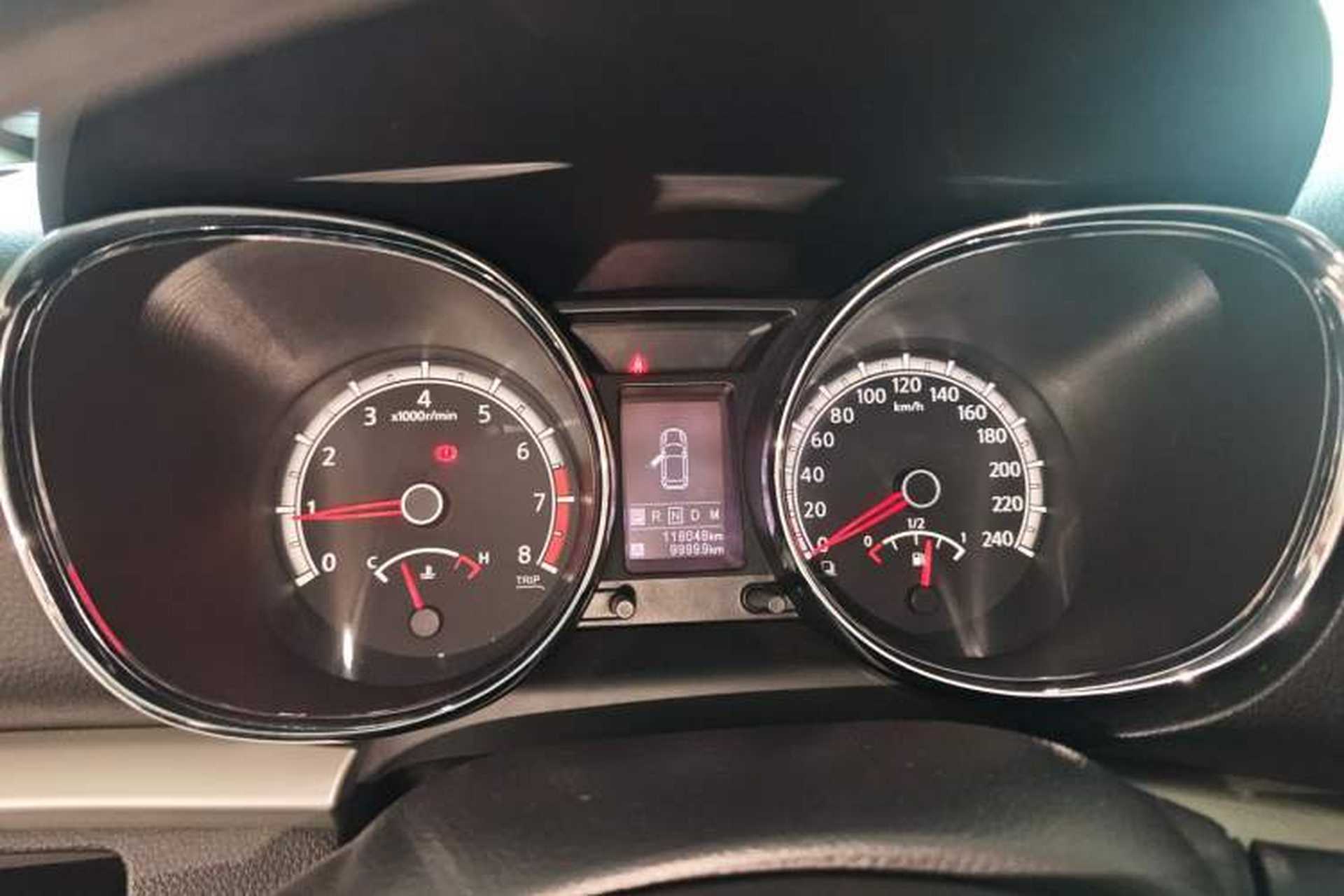 Used Venucia T70 2015 2.0L CVT Smart Choice Edition Instrument Cluster