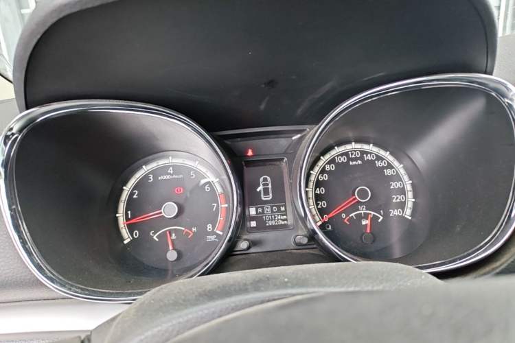 Used Venucia T70 2015 2.0L CVT Smart Edition Instrument Cluster