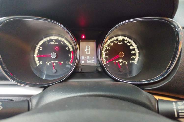 Used Venucia T70 2015 2.0L CVT Smart Edition Instrument Cluster