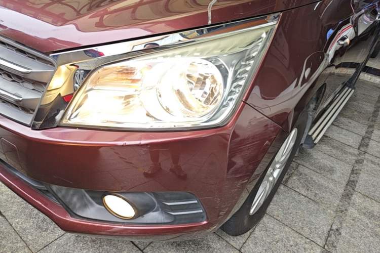 Used Venucia T70 2015 2.0L CVT Smart Choice Edition Left Front Headlight