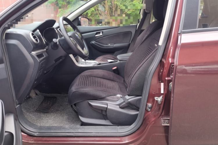 Used Venucia T70 2015 2.0L CVT Smart Choice Edition Left Front Seat