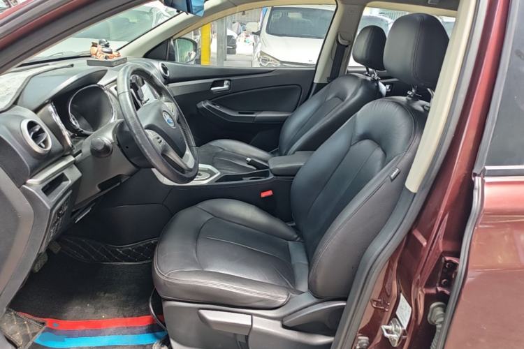 Used Venucia T70 2015 2.0L CVT Smart Edition Left Front Seat