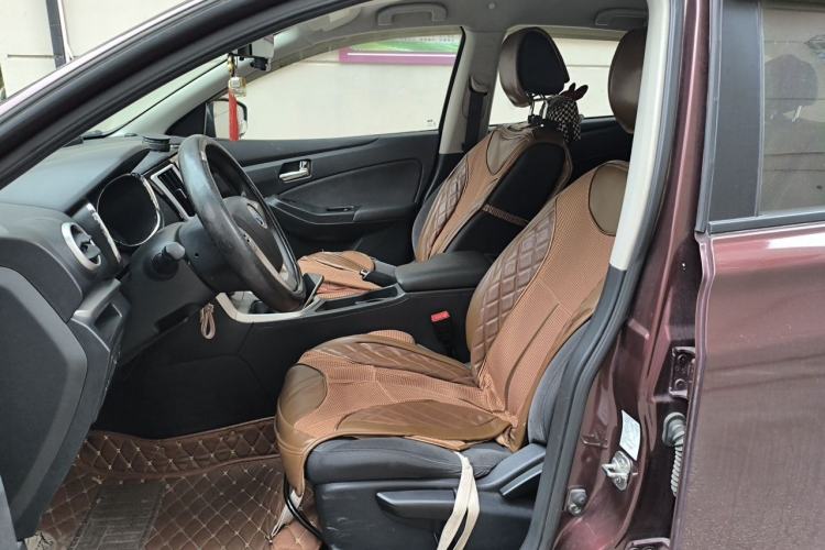 Used Venucia T70 2015 2.0L Manual RuiQu Version Left Front Seat
