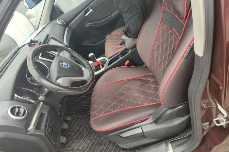 Used Venucia T70 2015 1.6L Manual Ruixing Edition Left Front Seat