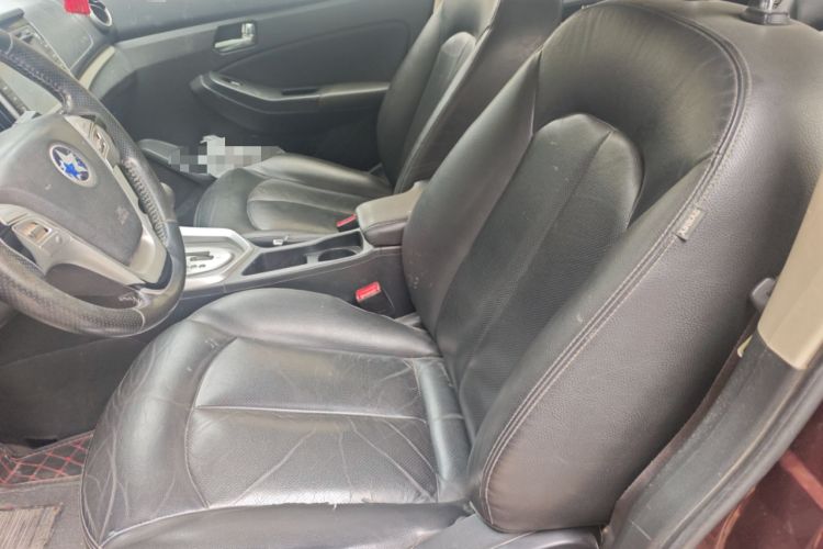 Used Venucia T70 2015 2.0L CVT Smart Edition Left Front Seat