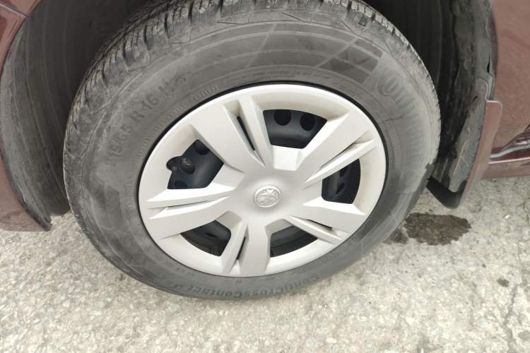 Used Venucia T70 2015 1.6L Manual Ruixing Edition Left Front Wheel Hub