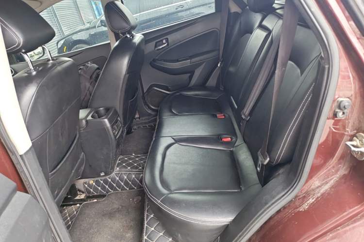 Used Venucia T70 2015 2.0L CVT Smart Edition Left Rear Seat