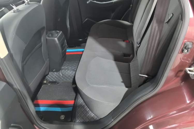 Used Venucia T70 2015 1.6L Manual Ruixing Edition Left Rear Seat