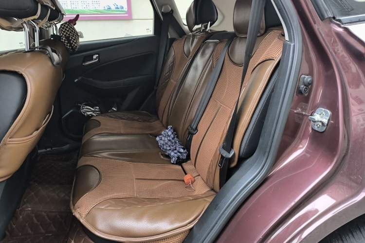 Used Venucia T70 2015 2.0L Manual RuiQu Version Left Rear Seat