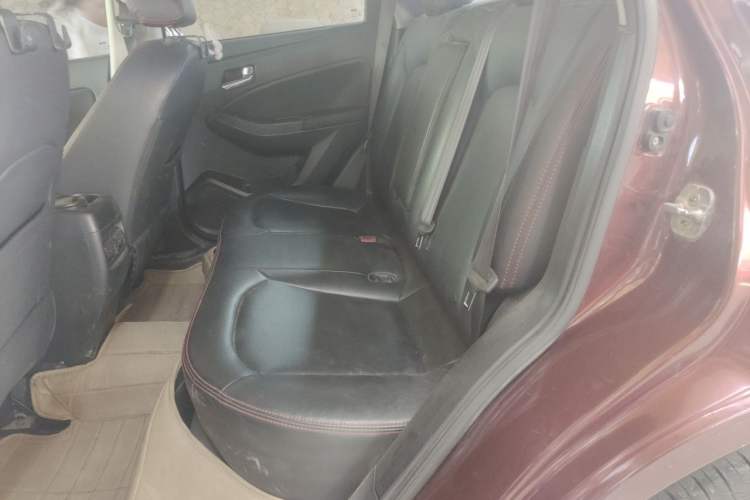 Used Venucia T70 2015 2.0L CVT Smart Edition Left Rear Seat