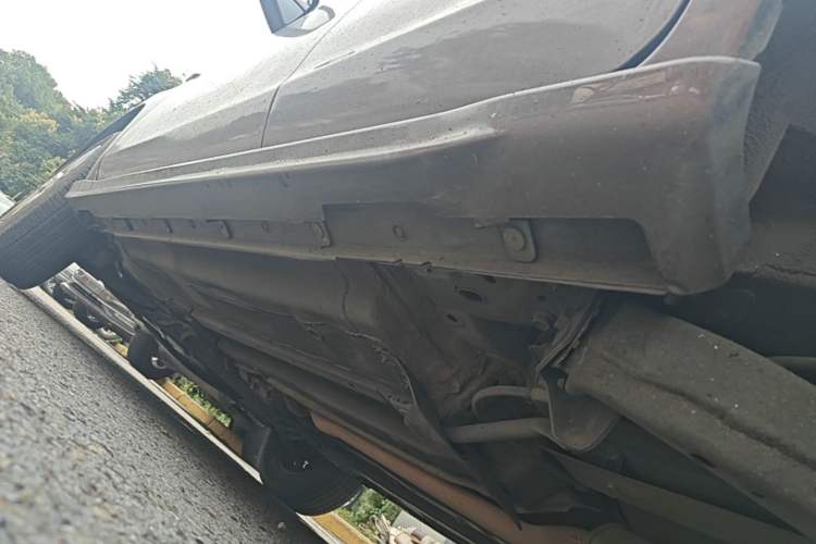 Used Venucia T70 2015 1.6L Manual Ruixing Edition Left Side Sill