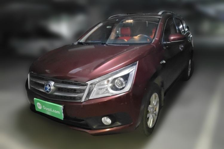 Used Venucia T70 2015 2.0L CVT Smart Edition Guazi used car, China used car export, Used car for sale, Used cars, Cheapest cars for sale