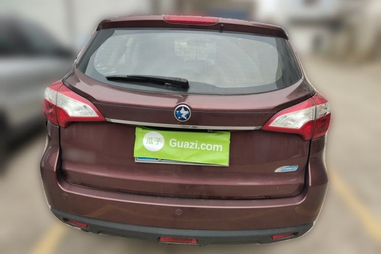 Used Venucia T70 2015 2.0L CVT Smart Choice Edition Rear