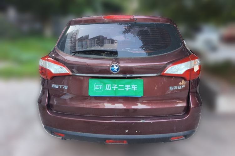 Used Venucia T70 2015 1.6L Manual Ruixing Edition Rear