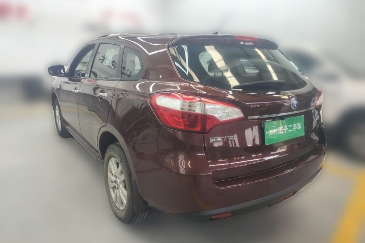 Used Venucia T70 2015 2.0L Manual RuiQu Version Rear Left 45 Deg