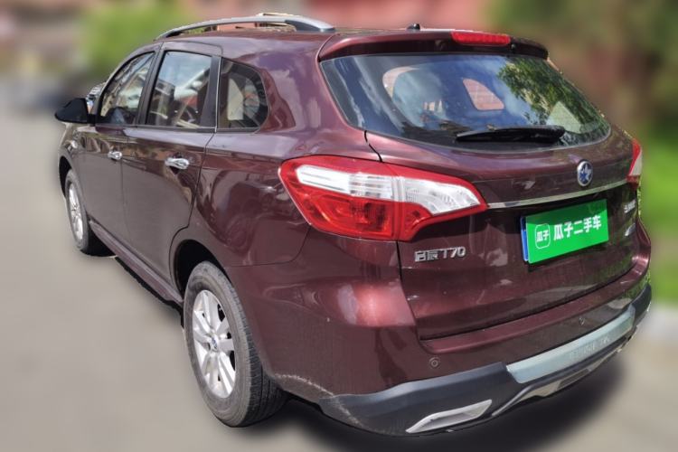 Used Venucia T70 2015 2.0L CVT Smart Choice Edition Rear Left 45 Deg