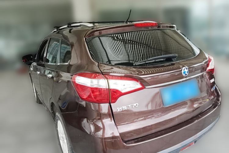 Used Venucia T70 2015 2.0L CVT Smart Edition Rear Left 45 Deg