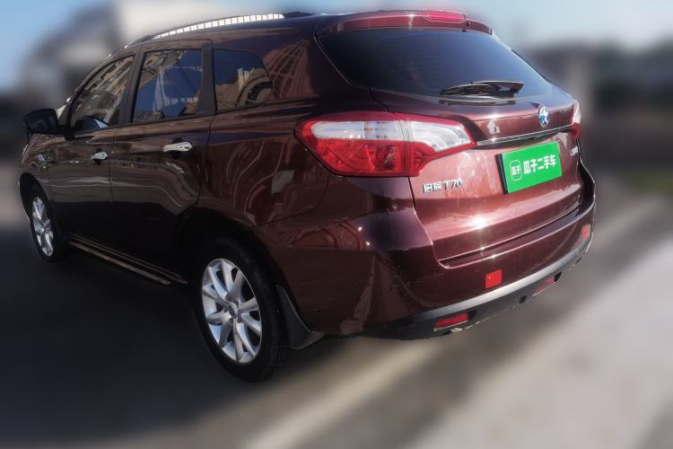 Used Venucia T70 2015 2.0L Manual RuiXiang Edition Rear Left 45 Deg