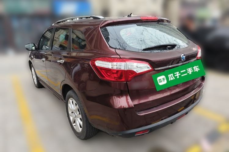Used Venucia T70 2015 2.0L CVT Smart Edition Rear Left 45 Deg