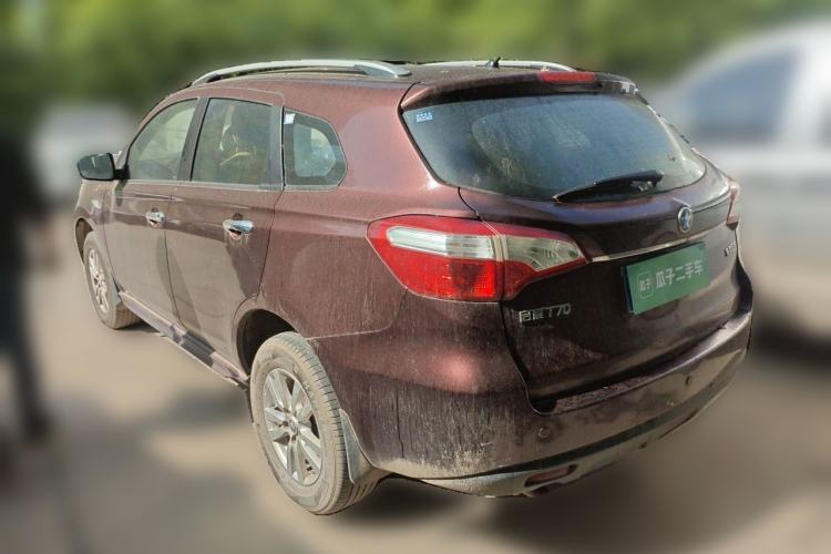 Used Venucia T70 2015 2.0L Manual RuiQu Version Rear Left 45 Deg