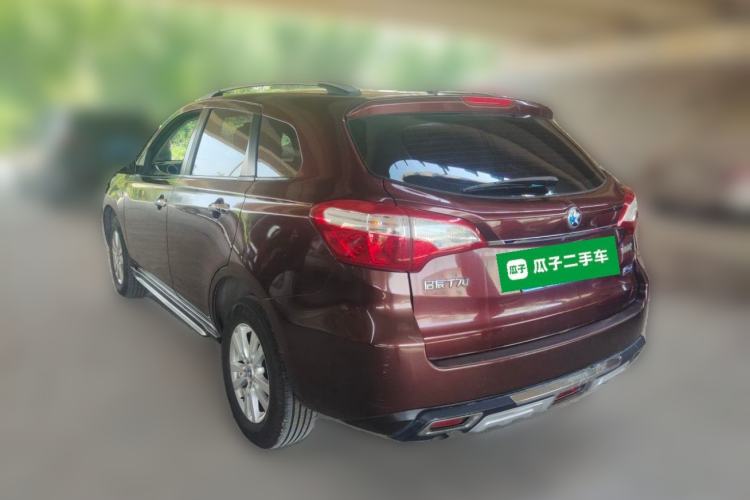 Used Venucia T70 2015 2.0L CVT Smart Edition Rear Left 45 Deg