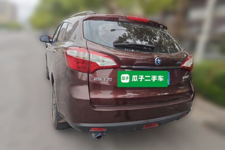 Used Venucia T70 2015 1.6L Manual Ruixing Edition Rear Left 45 Deg