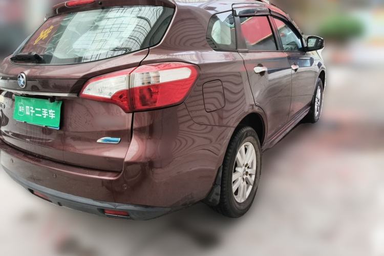 Used Venucia T70 2015 2.0L CVT Smart Edition Rear Right 45 Deg