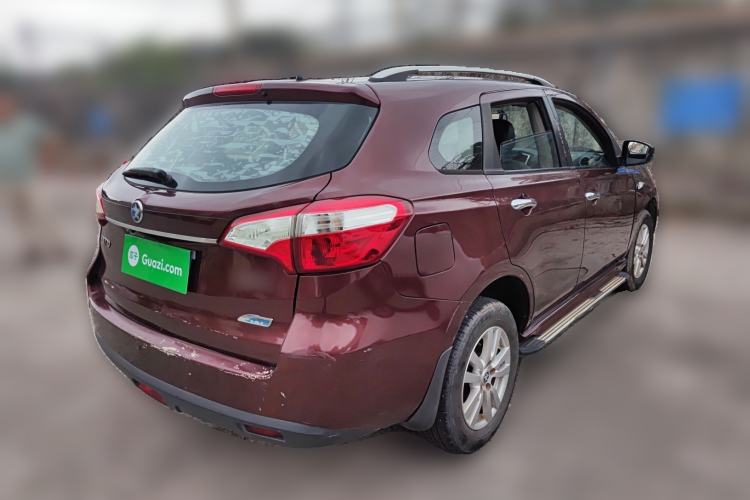 Used Venucia T70 2015 2.0L CVT Smart Choice Edition Rear Right 45 Deg