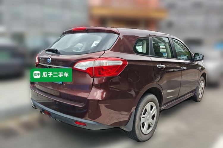 Used Venucia T70 2015 1.6L Manual Ruixing Edition Rear Right 45 Deg