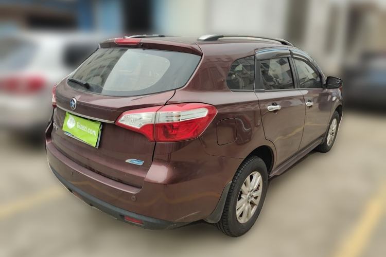Used Venucia T70 2015 2.0L CVT Smart Choice Edition Rear Right 45 Deg