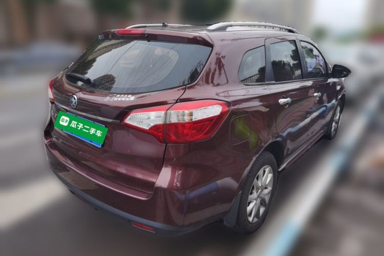 Used Venucia T70 2015 2.0L Manual RuiXiang Edition Rear Right 45 Deg