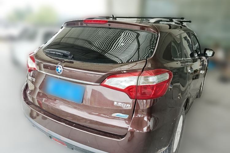 Used Venucia T70 2015 2.0L CVT Smart Edition Rear Right 45 Deg