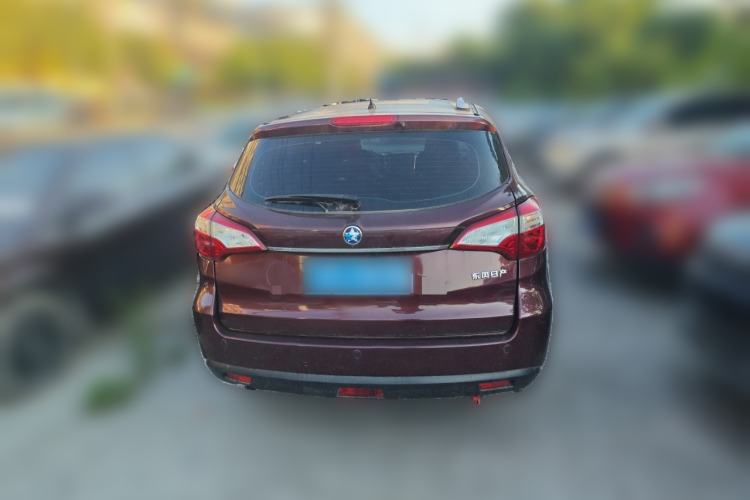 Used Venucia T70 2015 2.0L Manual RuiQu Version Rear