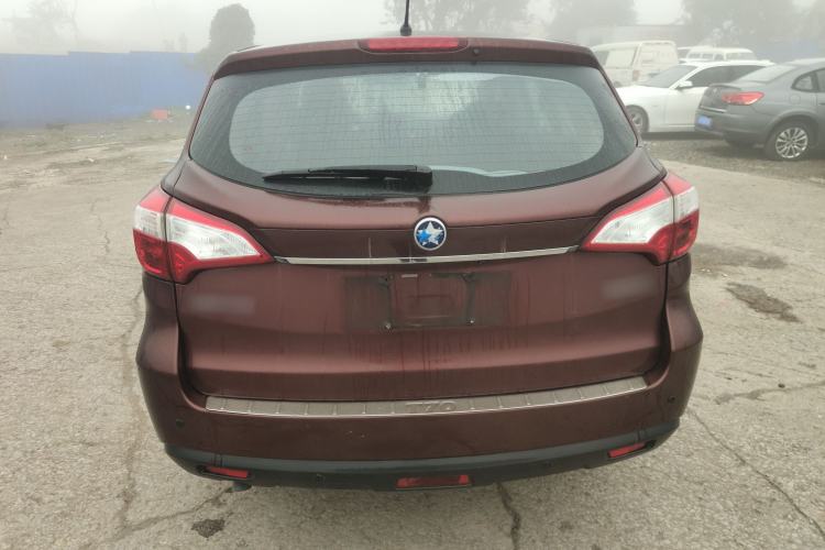 Used Venucia T70 2015 1.6L Manual Ruixing Edition Rear