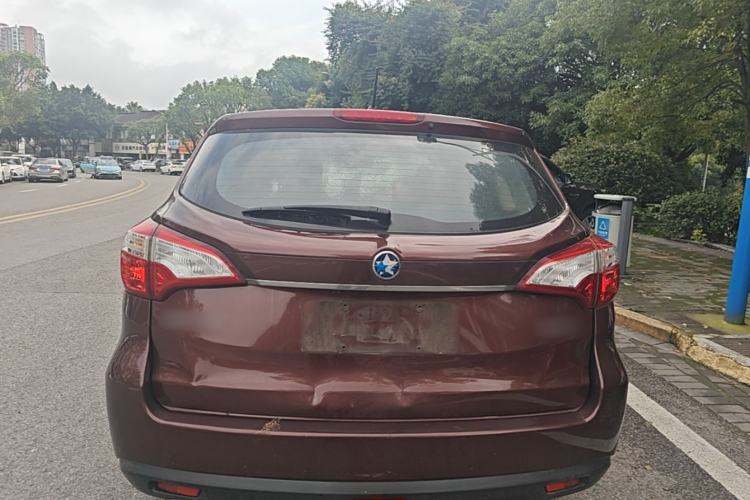 Used Venucia T70 2015 1.6L Manual Ruixing Edition Rear