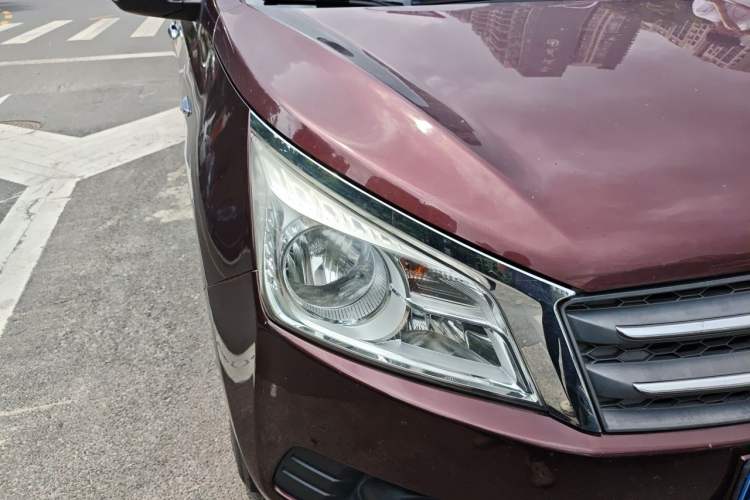 Used Venucia T70 2015 1.6L Manual Ruixing Edition Right Front Headlight