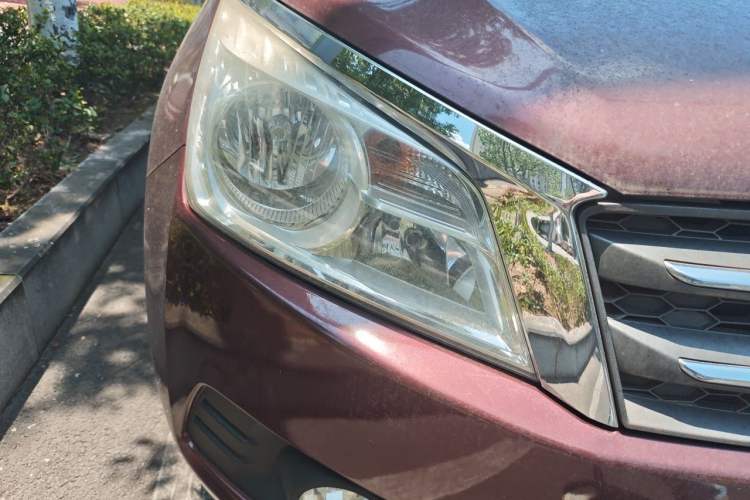 Used Venucia T70 2015 1.6L Manual Ruixing Edition Right Front Headlight
