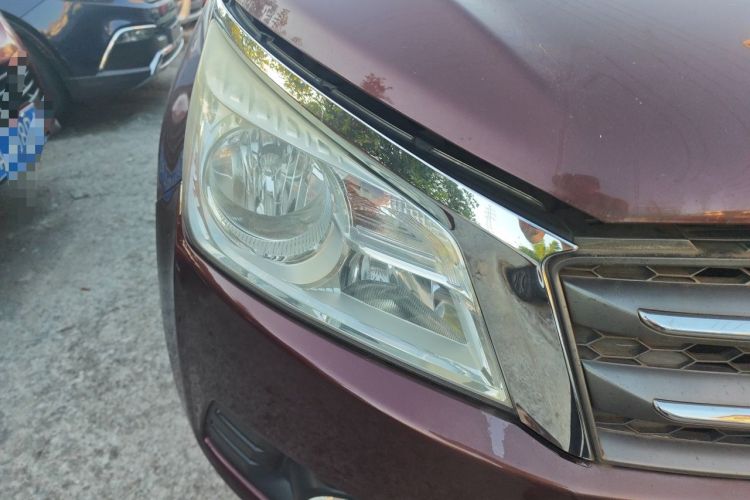 Used Venucia T70 2015 2.0L Manual RuiQu Version Right Front Headlight