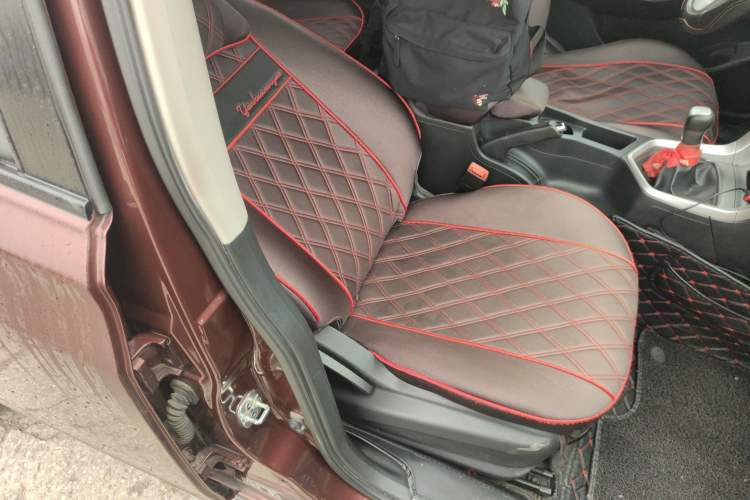 Used Venucia T70 2015 1.6L Manual Ruixing Edition Right Front Seat
