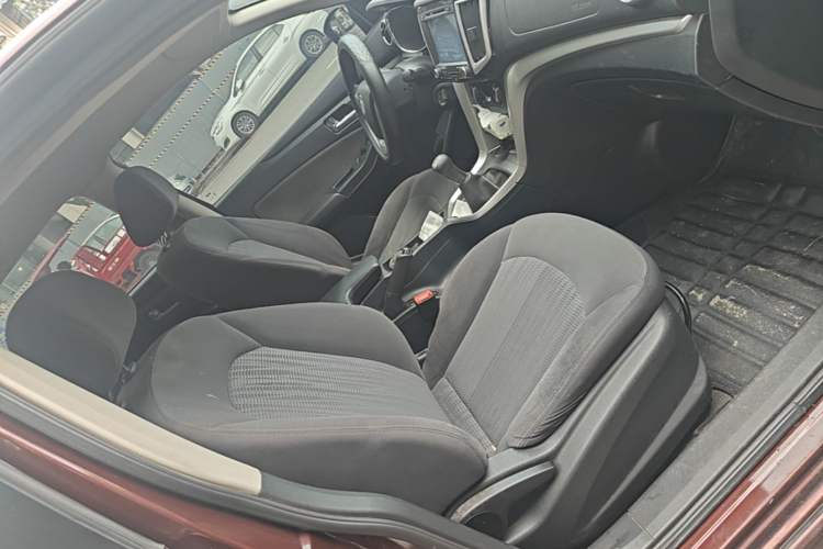 Used Venucia T70 2015 1.6L Manual Ruixing Edition Right Front Seat