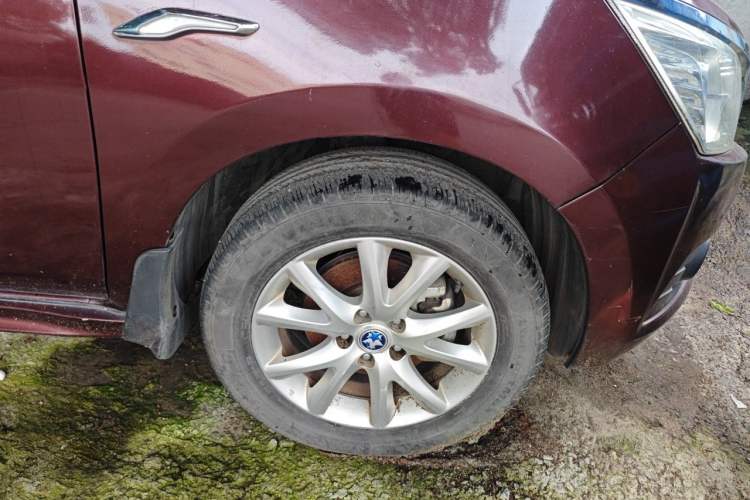 Used Venucia T70 2015 2.0L Manual RuiXiang Edition Right Front Wheel Hub