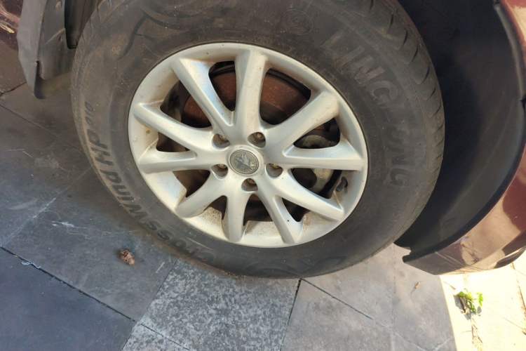 Used Venucia T70 2015 1.6L Manual Ruixing Edition Right Front Wheel Hub