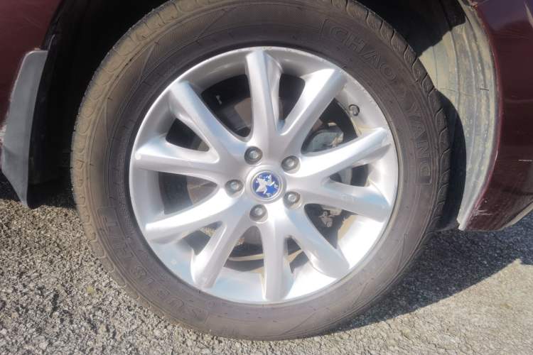 Used Venucia T70 2015 2.0L Manual RuiXiang Edition Right Front Wheel Hub