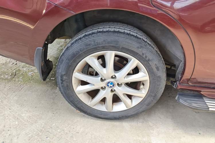 Used Venucia T70 2015 2.0L CVT Smart Edition Right Rear Wheel Hub