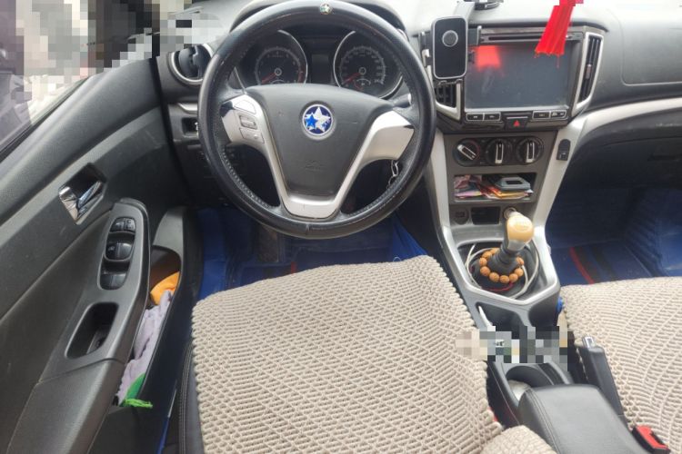 Used Venucia T70 2015 2.0L Manual RuiXiang Edition Steering Wheel