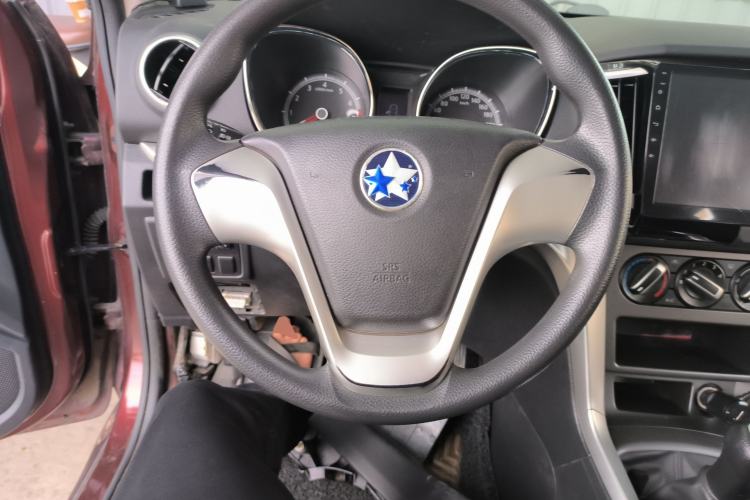 Used Venucia T70 2015 1.6L Manual Ruixing Edition Steering Wheel