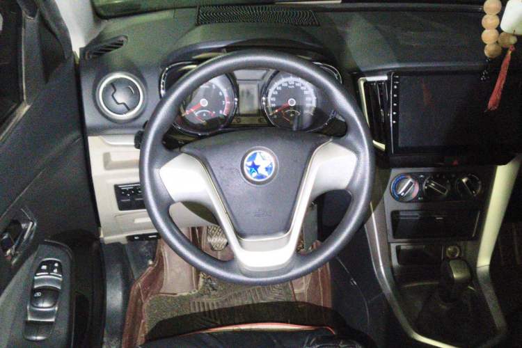 Used Venucia T70 2015 1.6L Manual Ruixing Edition Steering Wheel